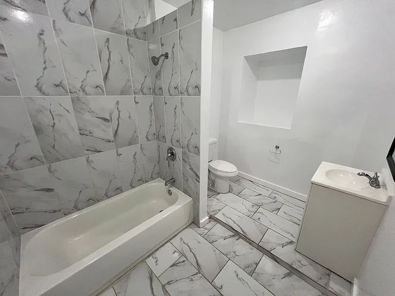 611 Fremont Ave #B — Photo 10