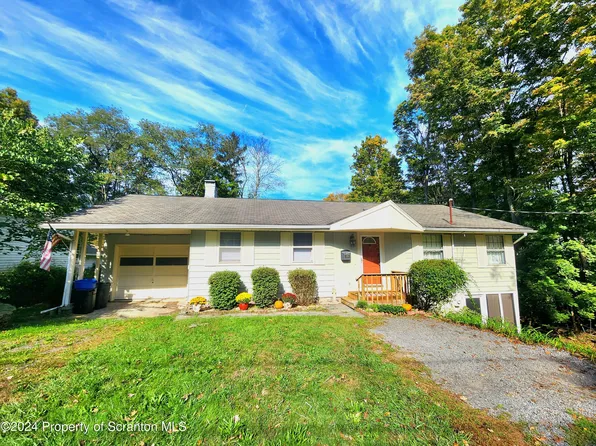 205 Lily Lake Rd, Dalton, PA 18414