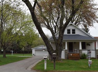 1129 Midland Rd, Bay City, MI 48706