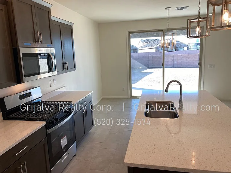 10677 W Harrigan Dr — Photo 6