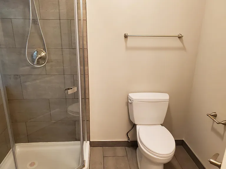 5007 N Western Ave #1 — Photo 13