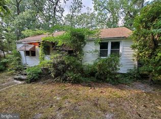 627 Lakehurst Rd, Browns Mills, NJ 08015