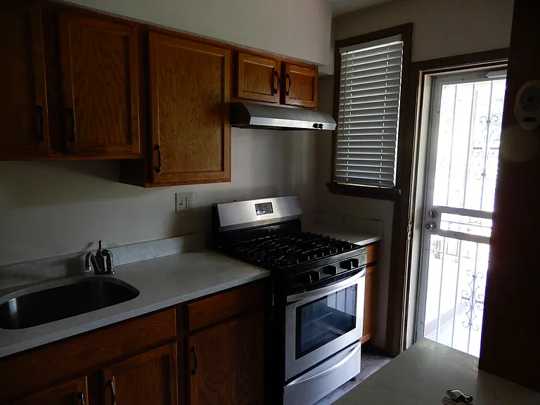 3406 C St SE — Photo 6