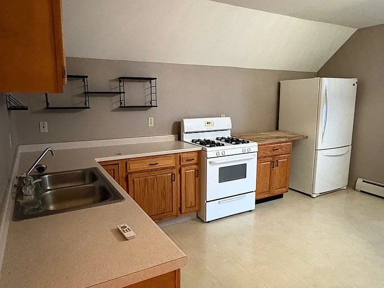 11374 Kieffer Rd — Photo 8