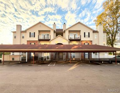 1287 Gardens Circle Dr APT 2B, Saint Louis, MO, 63125