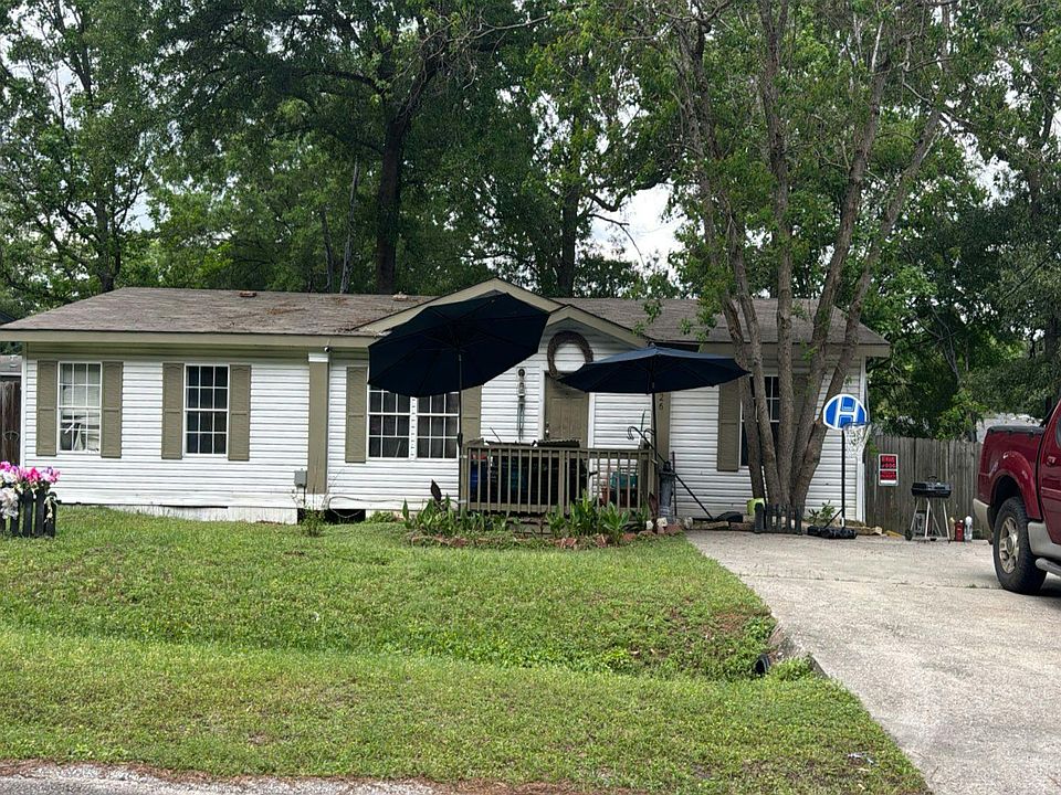1st image of 9526 Live Oak Trl
