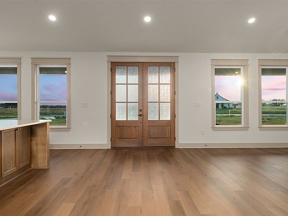 5th image of 260 Willow Moon Ranch Rd