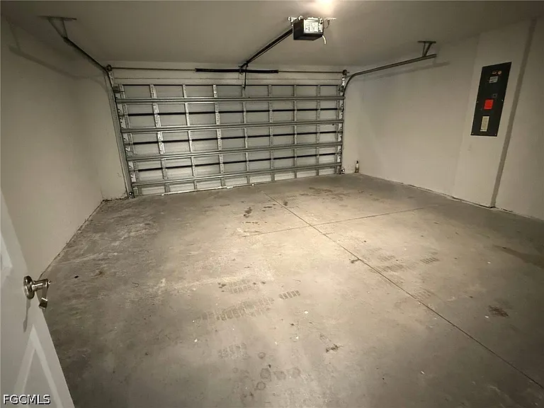 1005 Adeline Ave — Photo 16
