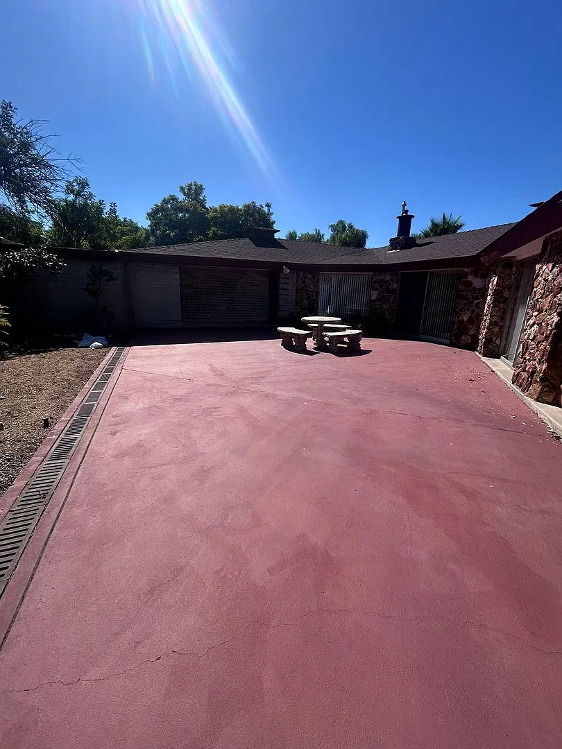 4bed/2 Bath Home Available Now! Near Major Freeways And So Much More! — Photo 2