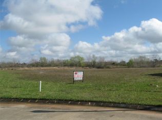 4 Pebble Beach Ct, Manvel, TX 77578