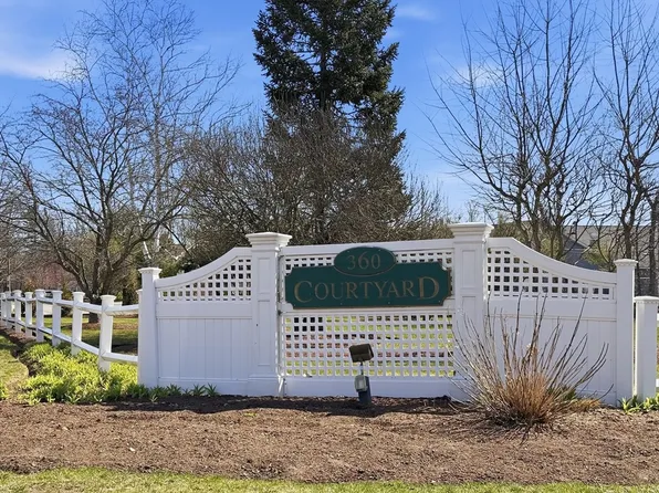 360 Littleton Rd Unit E10, Chelmsford, MA 01824