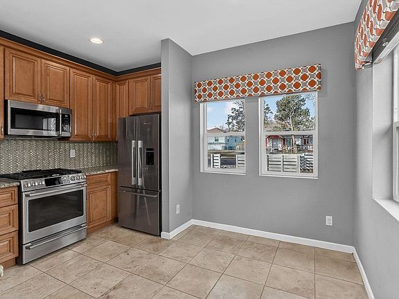 3rd image of 326 S Raleigh St