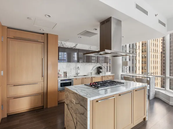 19 Park Place image 3 of 15