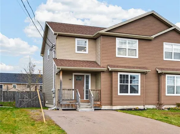 147 Surette St, Dieppe, NB E1A 9R3