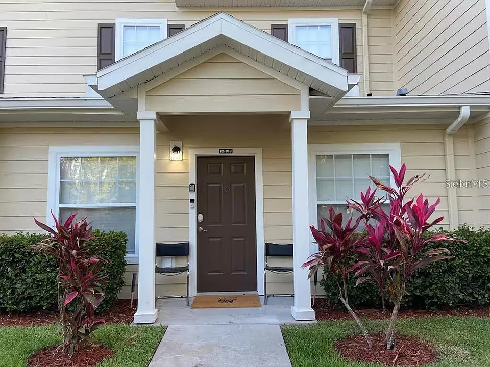 2964 Lucayan Harbour Cir #106