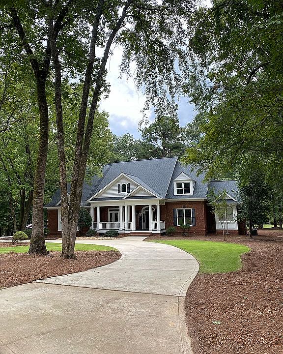 1st image of 1021 Eaglewood Way