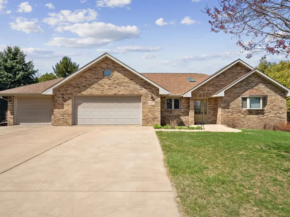 16937 Muntz Ct, Dubuque, IA 52001