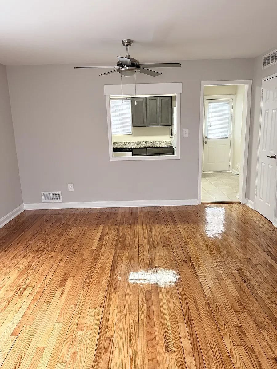 Building Photo - Brookville Townhomes