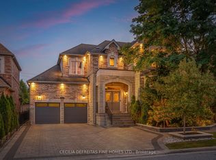 11 Beauvista Ct, Vaughan, ON L4H3G6