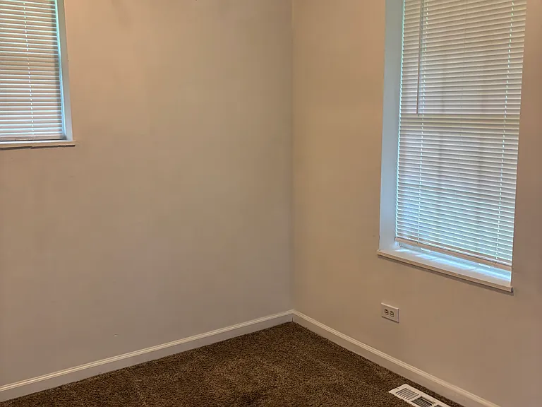 185 N Purdue Ave #185 — Photo 5