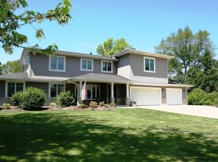 128 Oak St, Bloomingdale, IL 60108