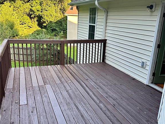 4th image of 115 Cannon Dr
