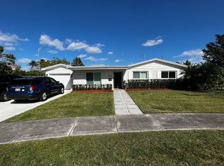 10005 SW 111th St, Miami, FL 33176