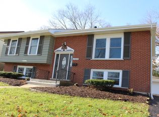 17824 Cherrywood Ln, Homewood, IL 60430