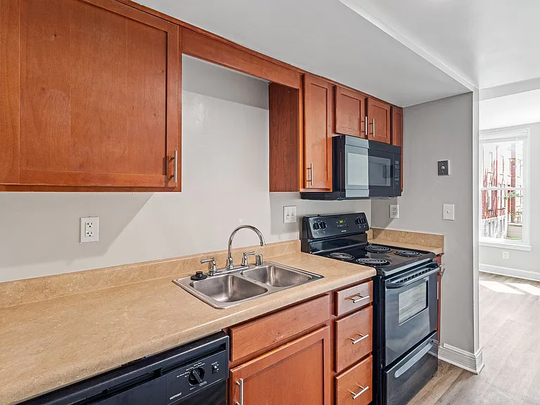 Station House Apartments — Photo 64