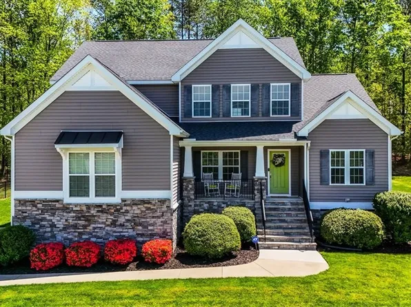 15113 Badestowe Dr, Chesterfield, VA 23832