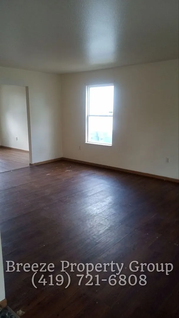 Ontario Place Homes - 3035 N. Ontario — Photo 3