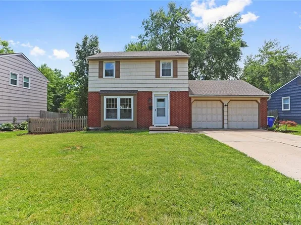 13256 Park Hills Dr, Grandview, MO 64030
