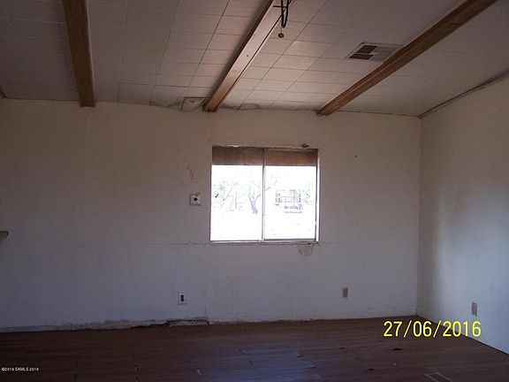 2nd image of 54 E Via Papaya