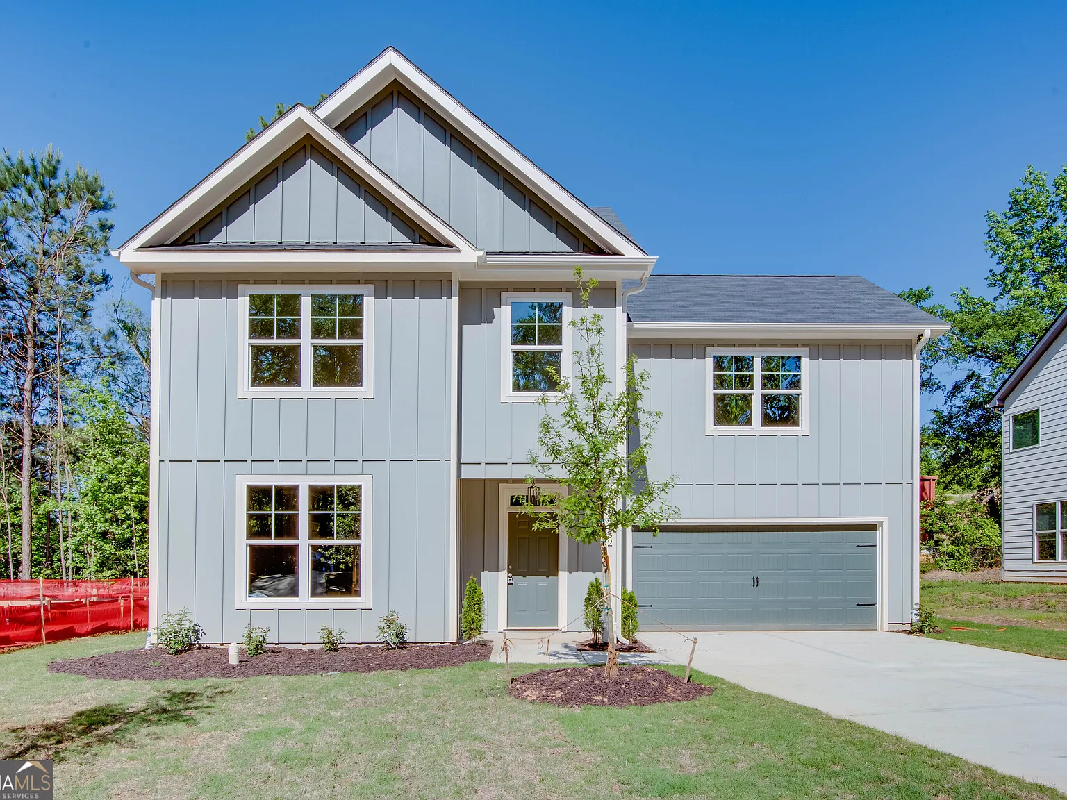 3 bed, 2.5 bath, 1685 sqft, $2,600 — Photo 1
