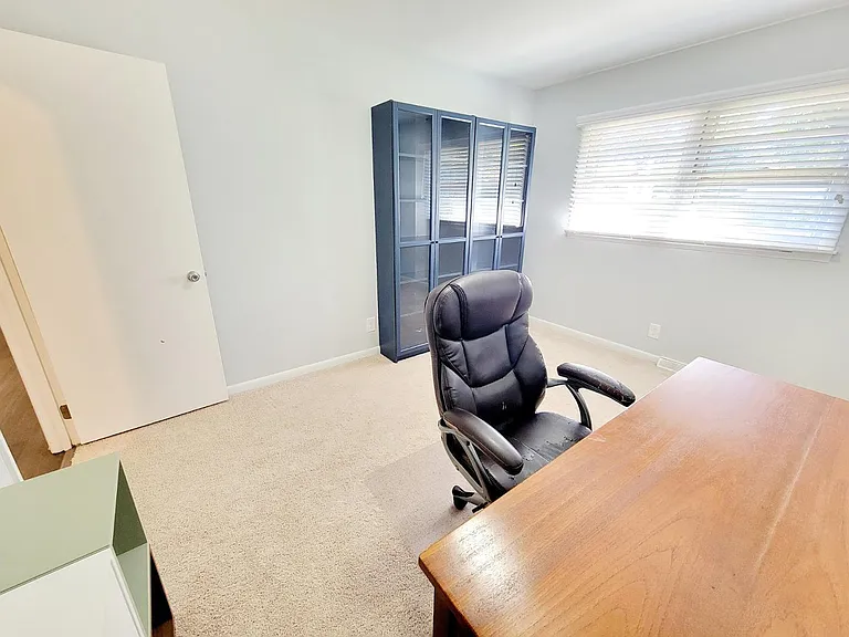 1517 Basewood Dr — Photo 37
