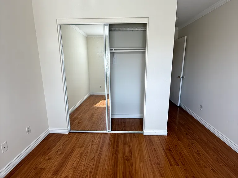 937 Oregon Trl — Photo 10