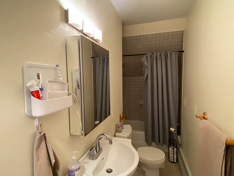 83 Linden St — Photo 12