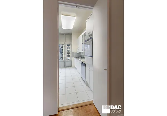 Rented by RELO REDAC INC. | media 28