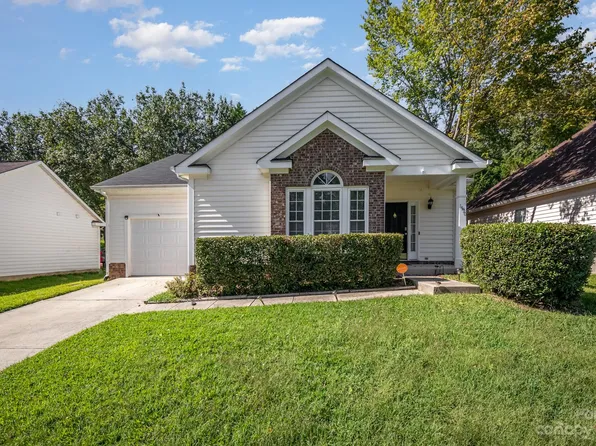 1520 Jeffrey Bryan Dr, Charlotte, NC 28213