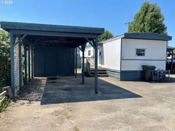 1050 W Central Ave Unit 15, Sutherlin, OR 97479