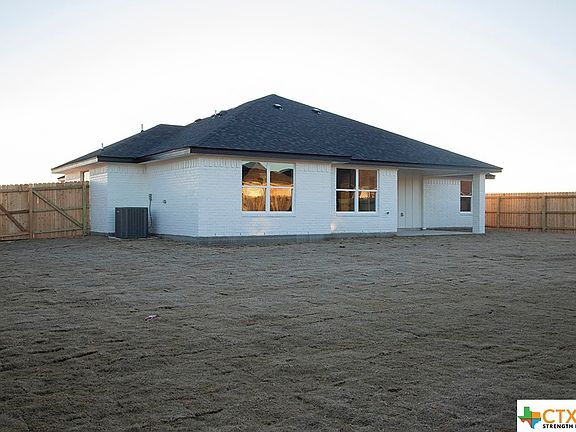 3rd image of 217 Bristlecone Dr