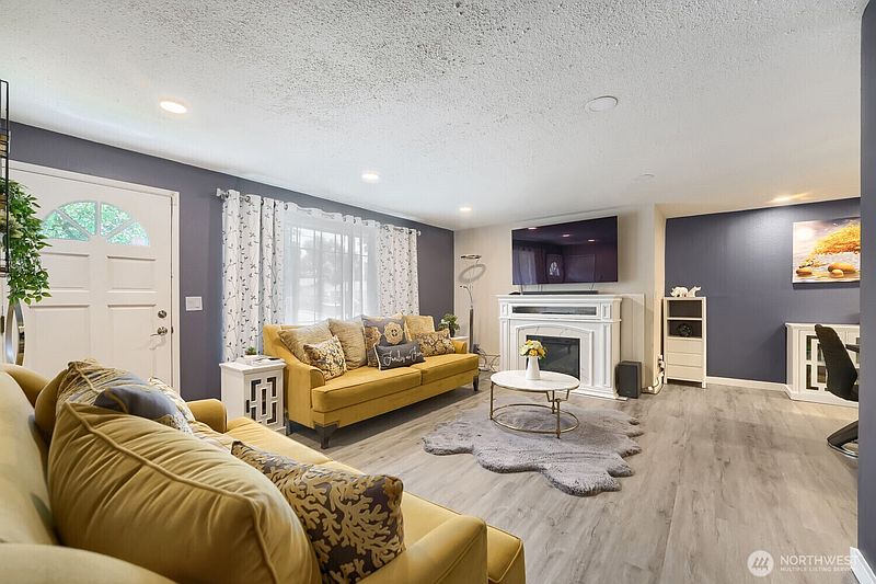 5th image of 22941 105th Avenue SE