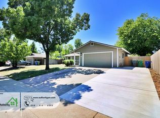 1744 Kildare Dr, Redding, CA 96001