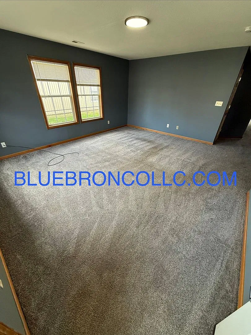 Spacious unit for a great price! — Photo 2