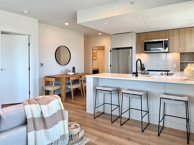2488 Granville St — Photo 142