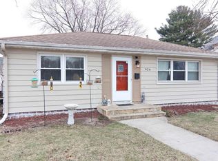 926 Cornelia St, Janesville, WI