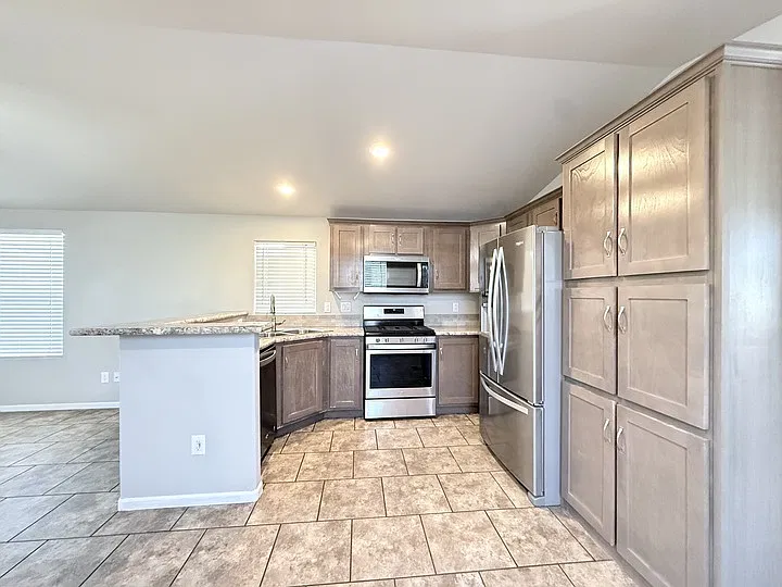 530 S Alma School Rd #49 — Photo 4