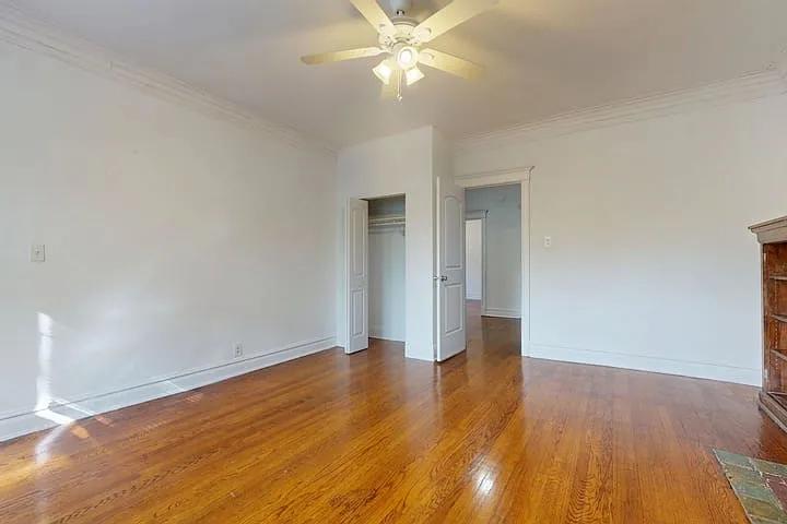 Greenwood 5201 — Photo 47