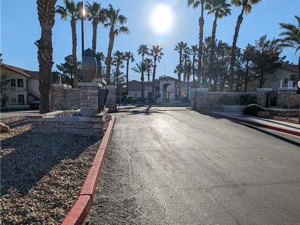 1830 N Buffalo Dr Unit 2015, Las Vegas, NV 89128