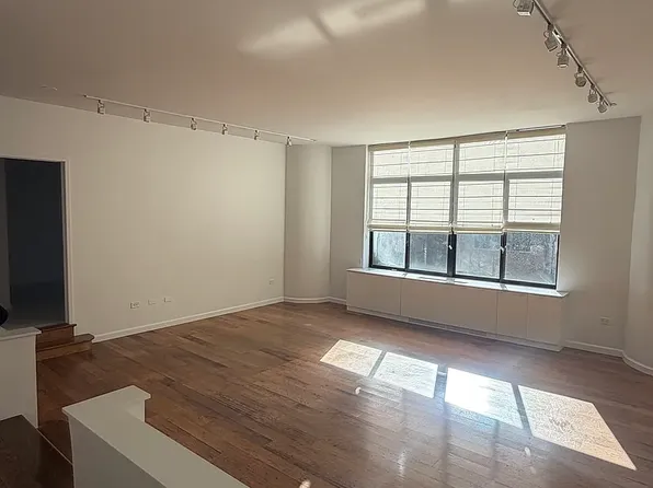 525 East 80th Street image 1 of 7